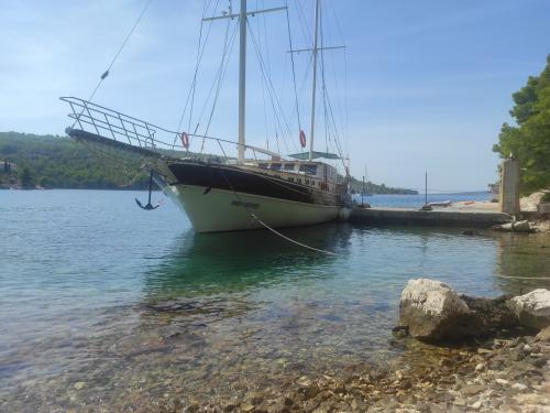 Gulet Luxury Yacht for charter in Stobrec (Croatia)