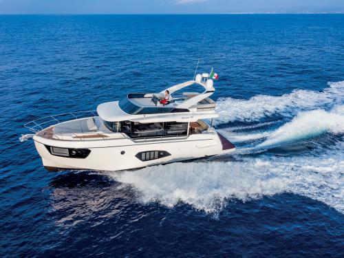 Motor yacht Absolute 48 for hire in Seget