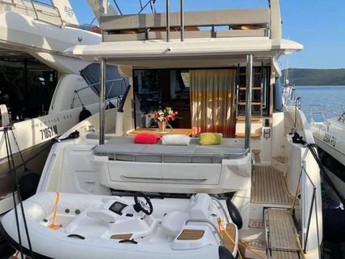 Yacht Absolute 52 Fly chartern in Ibiza Stadt