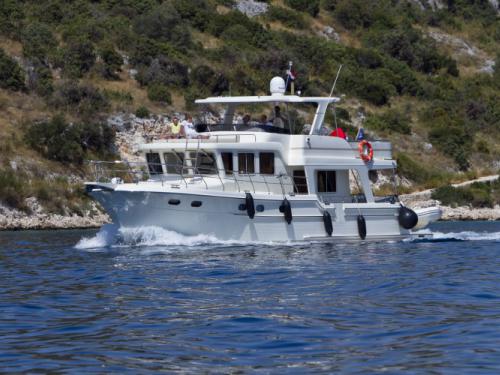 Motor yacht Adagio Europa 51.5 available for charter in Marina Kremik