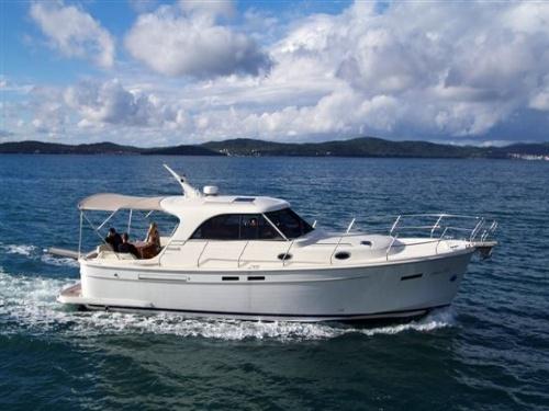 Motorboat Adriana 44 available for charter in Sukosan Bibinje