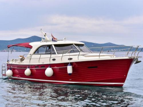 Motorboat Adriana 44 for rent in Zadar
