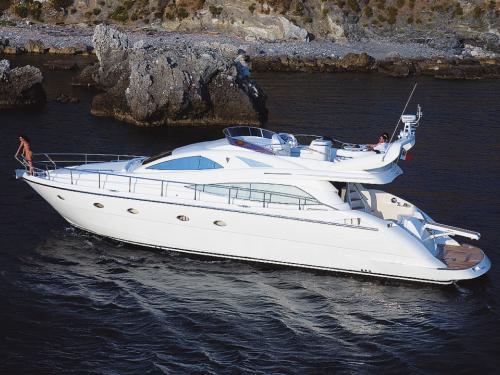 Yacht Aicon 56 Fly for rent in Marina Villa Igiea
