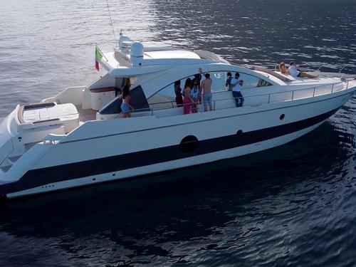 Motorboat Aicon 62 SL for rent in Palermo