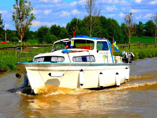 Motoryacht Albin 25 Yachtcharter in Motala