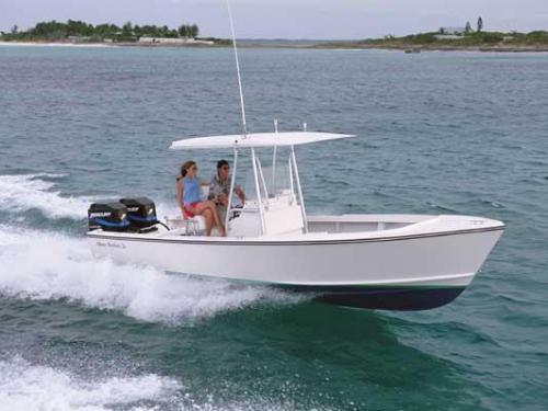 Motorboat Albury Brothers 23 available for charter in Marsh Harbour City