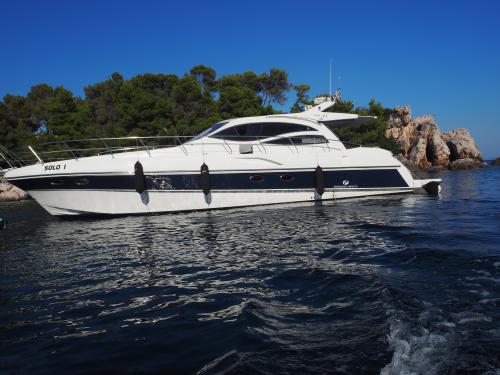 Motor yacht Alena 54 for rent in Primosten