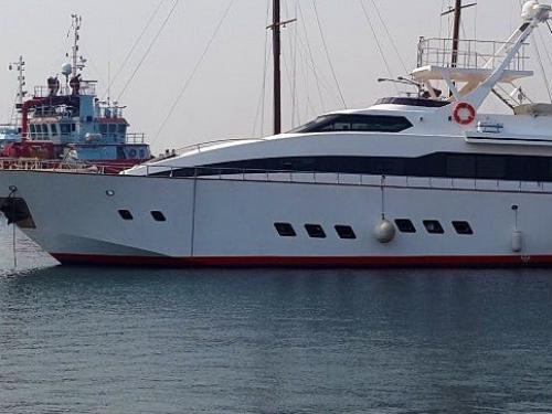 Motorboot Alfamarine 90 chartern in Kavala