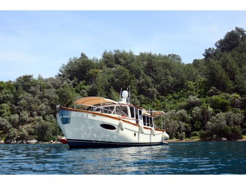 Yacht American Tug Trawler 49 for rent in Marmaris