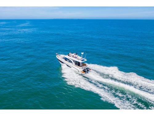 Yacht Antares 11 chartern in Pula