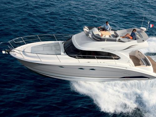 Motorboot Antares 42 Yachtcharter in Krk