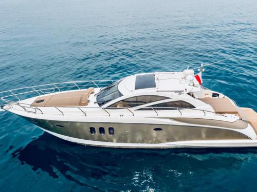 Motoryacht Astondoa 53 Yachtcharter in Mykonos Stadt