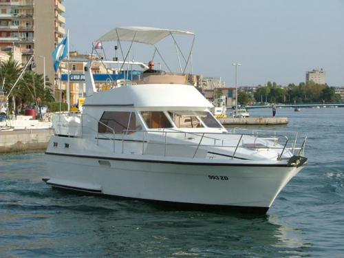 Motorboat Atlantic 37 available for charter in Zadar