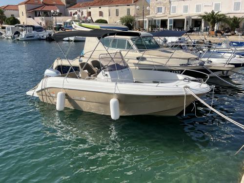 Motorboot Atlantic Marine 530 Yachtcharter in Biograd na Moru