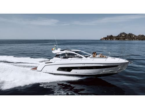 Motor yacht Atlantis 45 for charter in Sant Agata di Militello