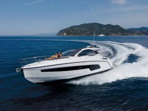 Motoryacht Atlantis 45 chartern in Split