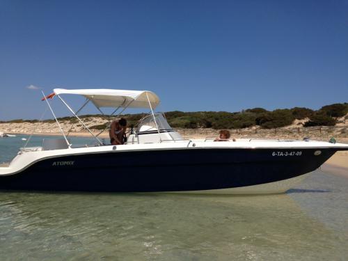 Motorboat Atomix 8.2 for hire in Ibiza Town