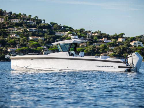 Motor yacht Axopar 29 XC available for charter in Seget
