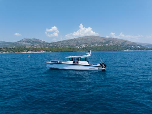 Motorboot Axopar 29 XC Yachtcharter in Seget