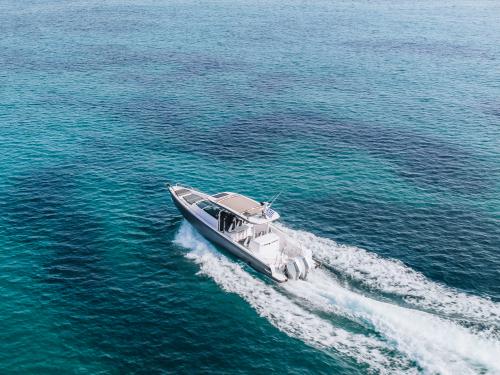 Yacht Axopar 37 chartern in Porto Heli