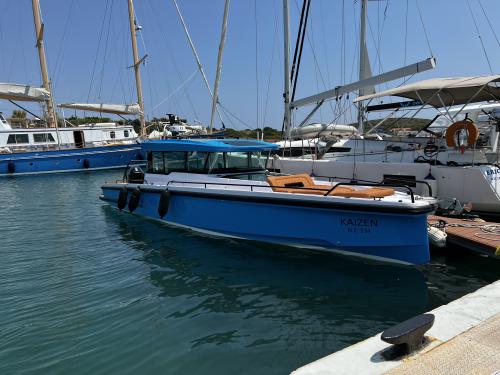 Motoryacht Axopar 37 chartern in Chania