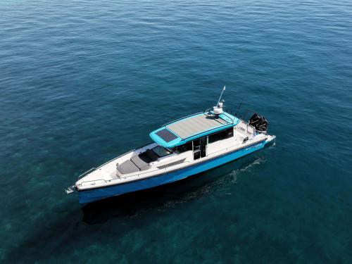 Motoryacht Axopar 37 Yachtcharter in Lavrio