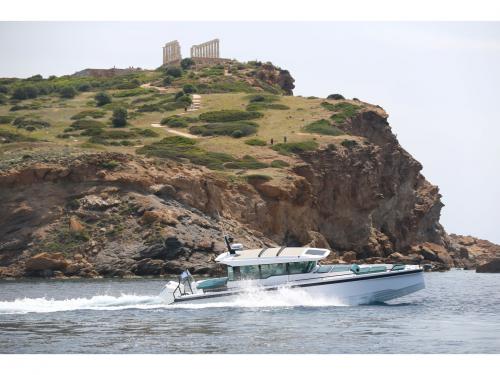 Motoryacht Axopar 37 Yachtcharter in Parikia