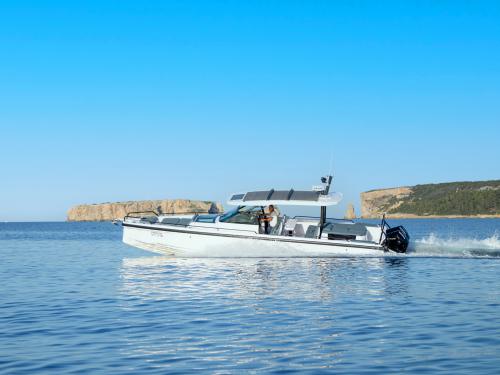 Motorboat Axopar 37 for rent in Port Lavrio