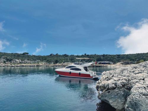 Yacht Azimut 42 chartern in Yalikavak