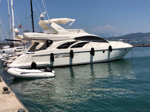Yacht Azimut 50 available for charter in Cannigione