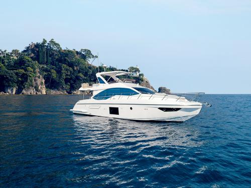 Motorboot Azimut 55 chartern in Stobrec