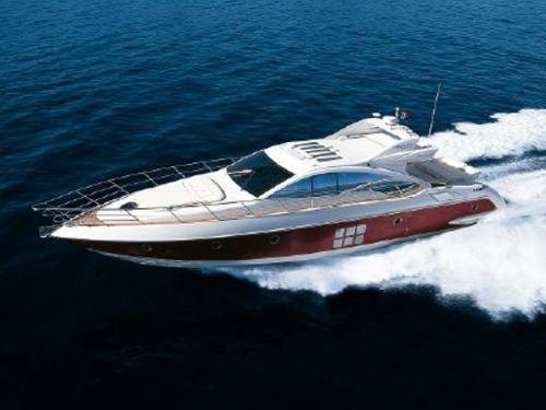 Motorboat Azimut 68 for rent in Barcelona