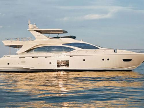 Azimut 70 Luxury Yacht for charter in Miami (United States of America)