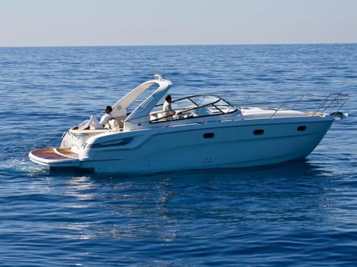 Motor yacht Bavaria 34 Sport for rent in Portisco