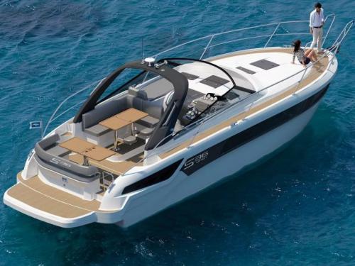 Motorboat Bavaria 360 Sport for charter in El Toro