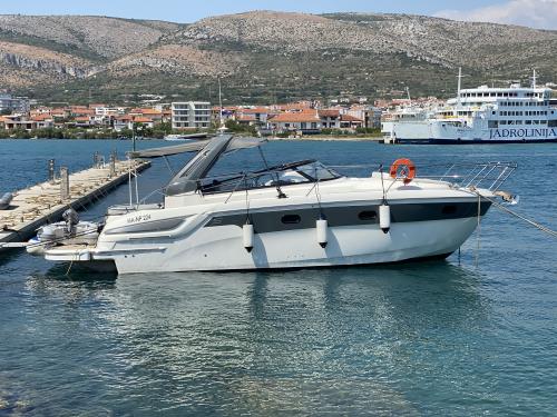 Yacht Bavaria S36 Coupe for rent in Trogir