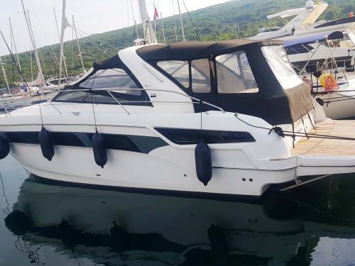 Motoryacht Bavaria Sport 400 Open chartern in Krk