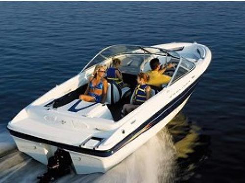 Motorboat Bayliner 185 Bowrider for charter in Lazise