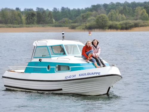 Motor yacht bellus 750 for rent in Rechlin Motor yacht bellus 750 for rent in Rechlin
