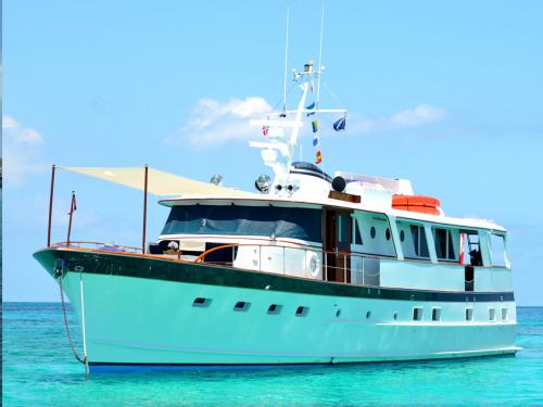 Motorboot Burger 70 Yachtcharter in Nassau