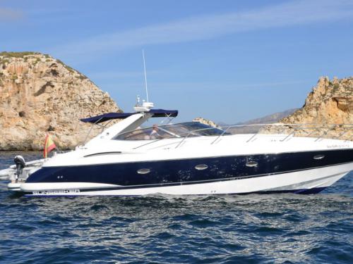 Motorboot Camargue 44 Yachtcharter in El Toro