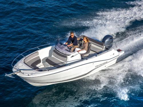 Motorboot Cap Camarat 6.5 CC chartern in Arzon