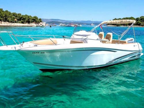 Yacht Cap Camarat 7.5 for rent in Trogir