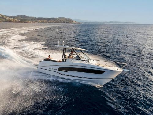 Motoryacht Cap Camarat 9.0 WA Yachtcharter in Pula