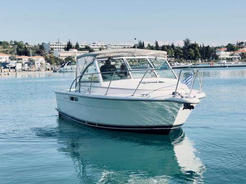 Motor yacht Coronet 29 available for charter in Porto Heli