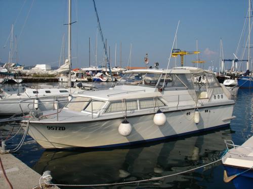 Yacht Coronet 31 for charter in Zadar