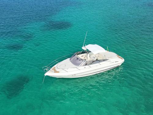 Yacht Cranchi CSL 28 Yachtcharter in La Maddalena Stadt