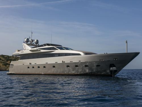 Griechenland Ägäis - Urlaub auf der Luxus Yacht LUMAR