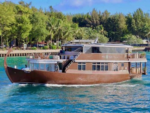 Yacht Atoll Villa Yachtcharter in Male