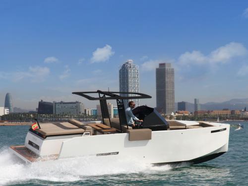 Motorboat D28 Open for hire in Seget